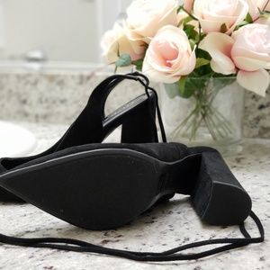 Guess Block Heels tassle straps- never been worn